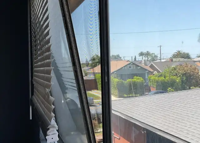 Property at 1209 W 87th St Unit 4, Los Angeles, CA, 90044, 2 beds, 1 bath, [object Object]