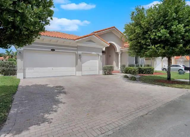 Property at 7871 SW 195th Ter, Cutler Bay, FL, 33157, 4 beds, 4.5 baths, [object Object]
