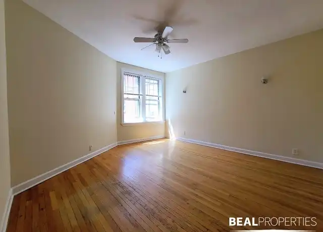 Property at 554 W Aldine Ave Unit W2, Chicago, IL, 60657, 1 bed, 1 bath, [object Object]