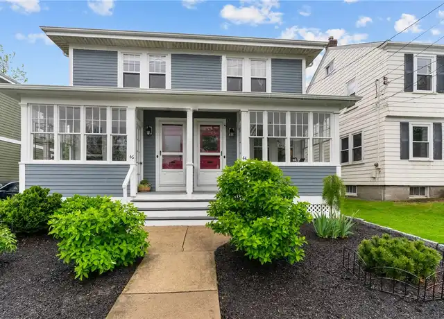 Property at 44 Bedlow Ave, Newport, RI, 02840, 2 beds, 1 bath, [object Object]