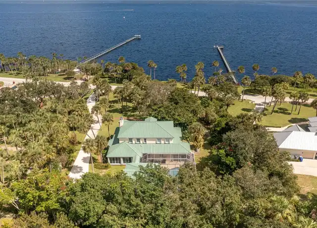 Property at 13895 N Indian River Dr, Sebastian, FL, 32958, 4 beds, 4.5 baths, [object Object]