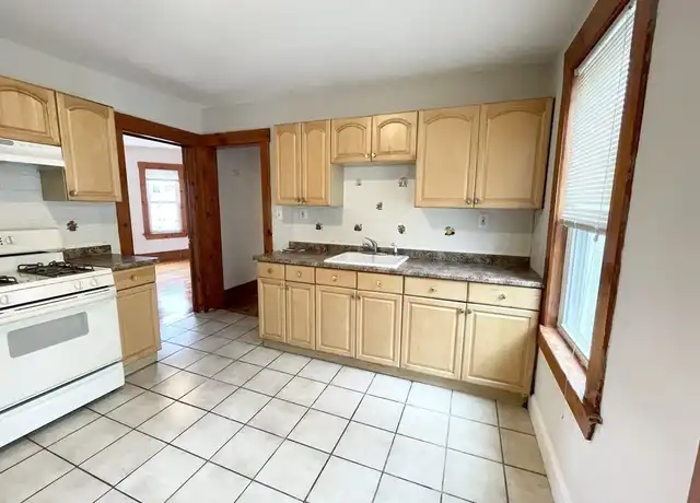 Property at 3 Sudan St Unit 3, Boston, MA, 02125, 3 beds, 1 bath, [object Object]
