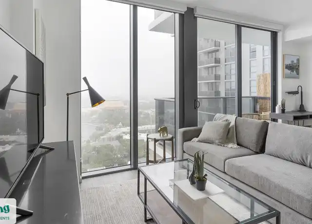 Property at 301 SW 1st Ave Unit 18161401725, Fort Lauderdale, FL, 33301, 1 bed, 1 bath, [object Object]