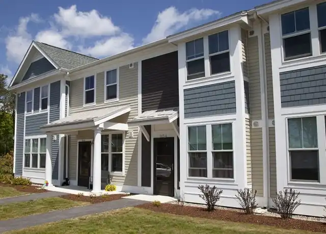 Property at 102 Harmony Hill Rd Unit 102, Bourne, MA, 02532, 2 beds, 1 bath, [object Object]