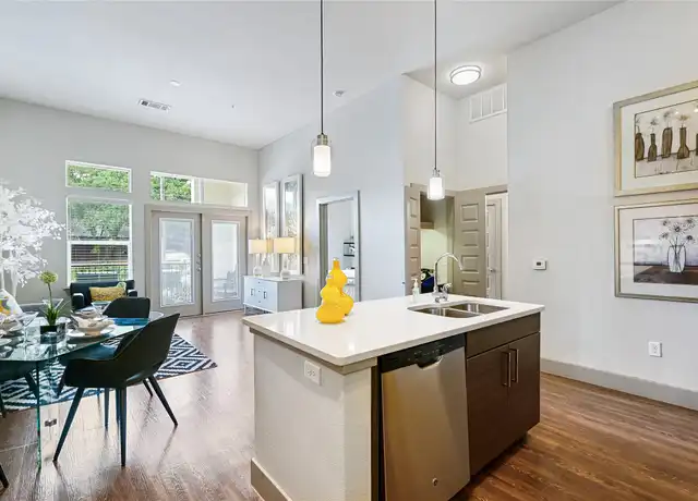 Property at 2411 Fondren Rd Unit 1113, Houston, TX, 77063, 2 beds, 2 baths, [object Object]