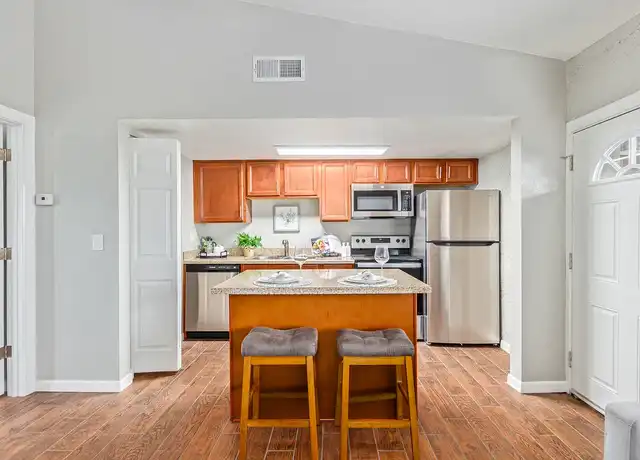 Property at Madison on 16th - 1602 E Ocotillo Rd, Phoenix, AZ, 85016, 1 bed, 1 bath, [object Object]
