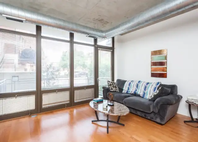 Property at 1000 N Kingsbury St, Chicago, IL, 60610, 1 bed, 1 bath, [object Object]