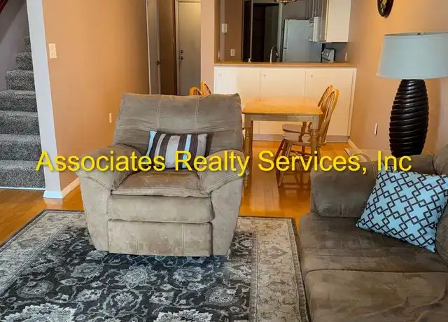 Property at 1630 SW 16th St, Gainesville, FL, 32608, 2 beds, 1.5 baths, [object Object]