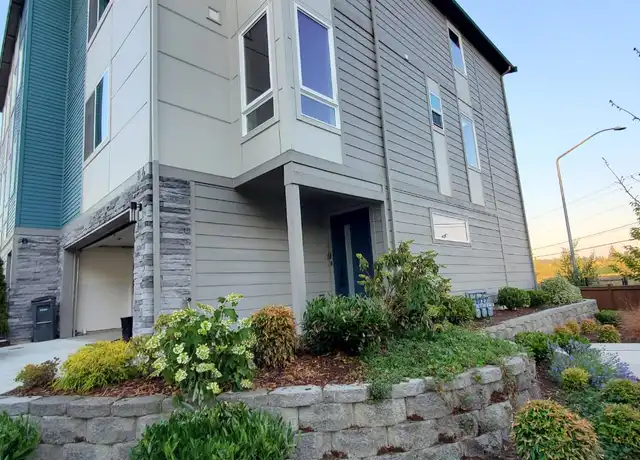Property at 17905 35th Ave SE Unit B6, Bothell, WA, 98012, 4 beds, 3 baths, [object Object]