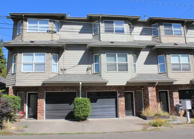 Property at 3413 SW Moss St Unit A House, Portland, OR, 97219, 2 beds, 2.5 baths, [object Object]