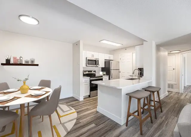 Photo of 6550 S Dayton St, Englewood, CO 80111