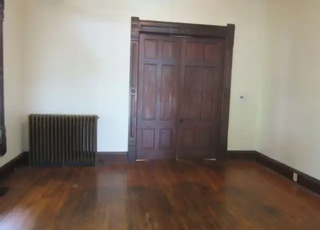 Property at 100 S 14th St, Terre Haute, IN, 47807, 2 beds, 1 bath, [object Object]