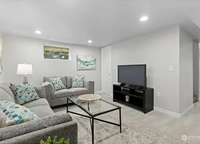 Property at 522 25th Ave Unit ADU, Seattle, WA, 98122, 0 beds, 1 bath, [object Object]