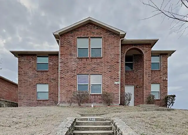 Property at 2748 Ingram Cir, Mesquite, TX, 75181, 5 beds, 2.5 baths, [object Object]