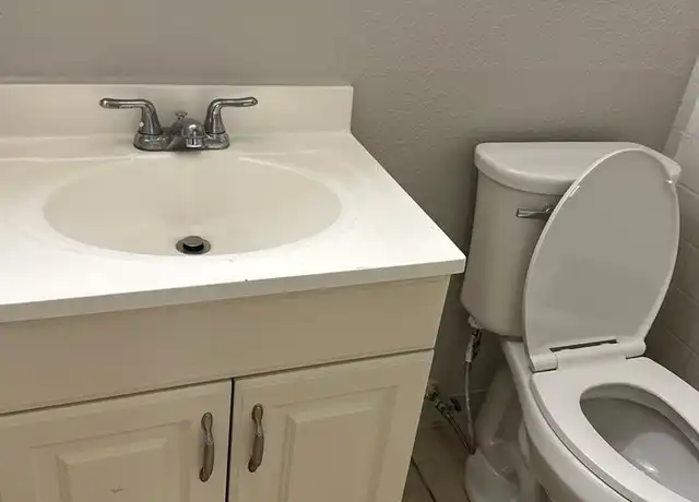 Property at 1578 Macon St Unit 101, Aurora, CO, 80010, 1 bed, 1 bath, [object Object]