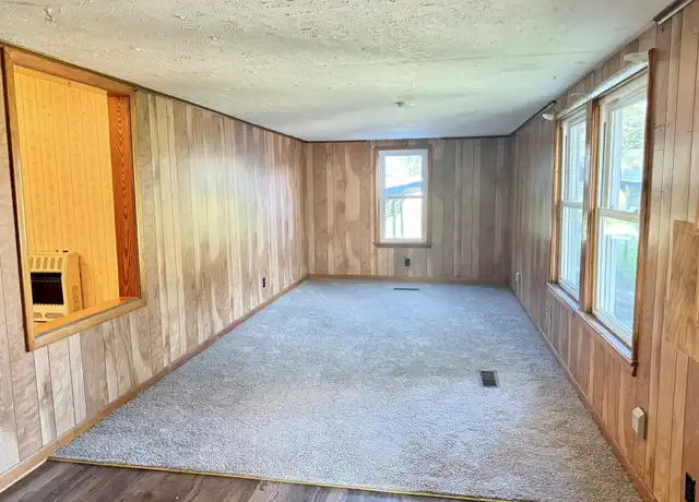 Property at 430 Oakwood Rd, Tullahoma, TN, 37388, 2 beds, 1 bath, [object Object]