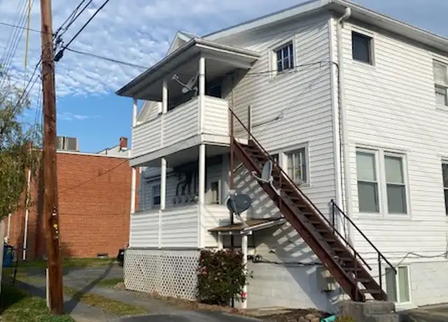 Property at 137 W King St Unit 7, Strasburg, VA, 22657, 1 bed, 1 bath, [object Object]