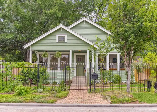 Property at 201 Walton St, Houston, TX, 77009, 2 beds, 2 baths, [object Object]