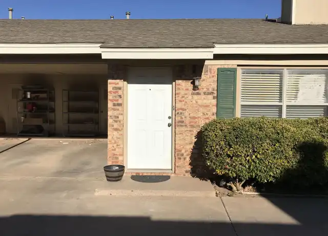 Property at 5618 Brownfield Dr Unit C, Lubbock, TX, 79414, 2 beds, 1.5 baths, [object Object]