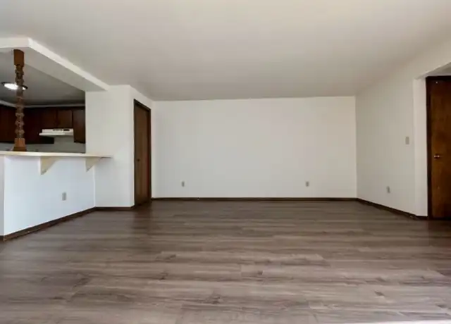 Property at 1760 Eldorado Dr Unit 15, Green Bay, WI, 54302, 1 bed, 1 bath, [object Object]