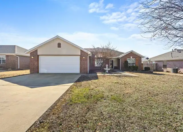 Property at 2305 SE 15th St, Bentonville, AR, 72712, 3 beds, 2 baths, [object Object]