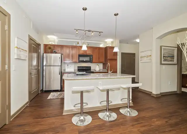 Property at Austin Park Apartments - 9600 Summit Point Dr, Miamisburg, OH, 45342, 1 bed, 1 bath, [object Object]