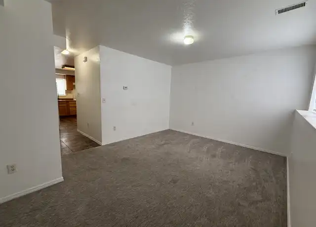 Property at 565 Opal St Unit 3, Blackfoot, ID, 83221, 3 beds, 1 bath, [object Object]