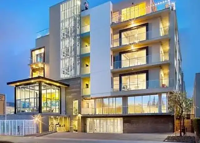 Property at R3 by CLG - 4091 Redwood Ave, Los Angeles, CA, 90066, 1-2 bed, 1-2 bath, [object Object]