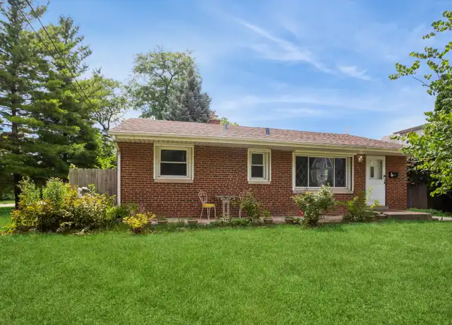 Property at 441 E Berteau Ave, Elmhurst, IL, 60126, 3 beds, 2 baths, [object Object]