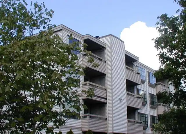 Property at 2133 N 113th St Unit 303, Seattle, WA, 98133, 2 beds, 1 bath, [object Object]