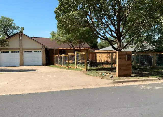 Property at 1101 Stoneoak Ln, Austin, TX, 78745, 3 beds, 2 baths, [object Object]