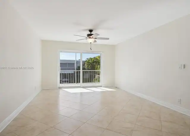 Property at 6505 Bay Club Dr #3, Fort Lauderdale, FL, 33308, 1 bed, 1.5 baths, [object Object]