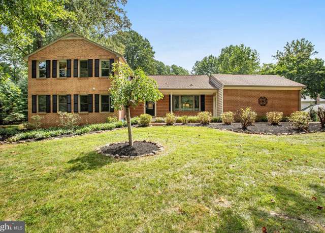 Photo of 931 Welham Green Rd, Great Falls, VA 22066