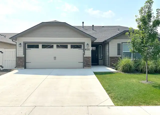 Property at 631 Stanley Lake St, Middleton, ID, 83644, 3 beds, 2 baths, [object Object]