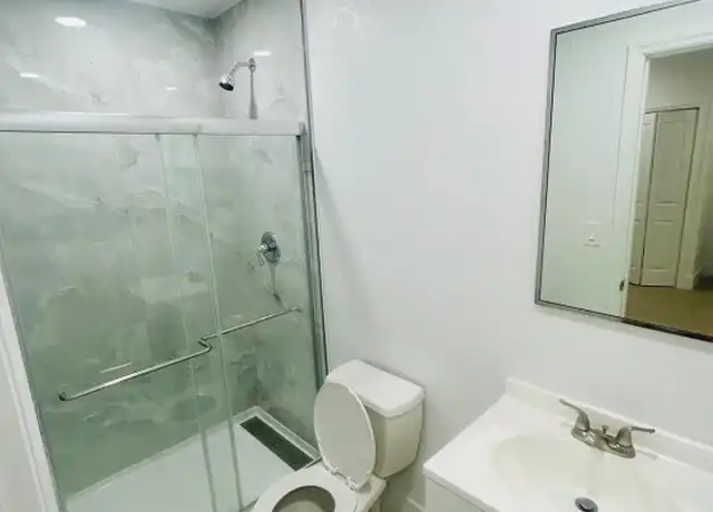 Property at 11216 Garfield Ct Unit B, Seffner, FL, 33584, 1 bed, 1 bath, [object Object]