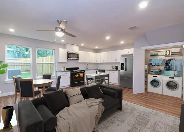 Property at 6008 Wedgefield St Unit B, Houston, TX, 77028, 3 beds, 2 baths, [object Object]