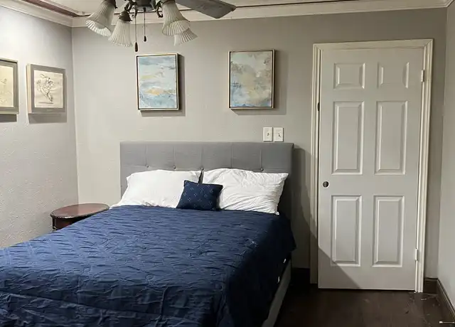 Property at 3439 Racquet Club Dr Unit 2B, Grand Prairie, TX, 75052, 1 bed, 1 bath, [object Object]