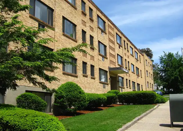 Property at 77 Elm St, Worcester, MA, 01609, 0-2 beds, 1 bath, [object Object]