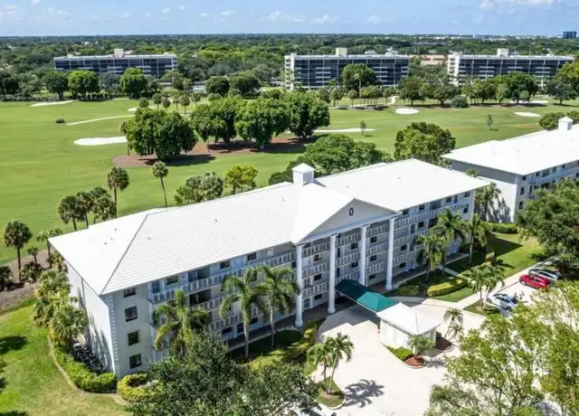 Property at 6097 Balboa Cir #303, Boca Raton, FL, 33433, 2 beds, 2 baths, [object Object]