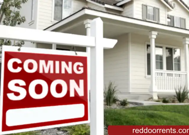 Property at 4710 E Michigan St, Indianapolis, IN, 46201, 2 beds, 1 bath, [object Object]
