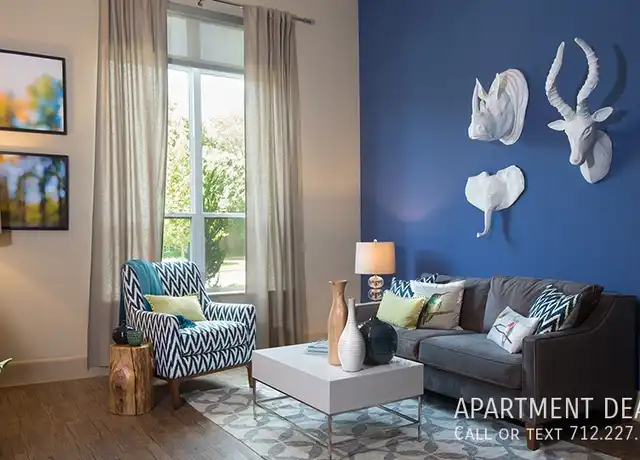 Property at 228 T C Jester Blvd Unit 204, Houston, TX, 77007, 1 bed, 1 bath, [object Object]
