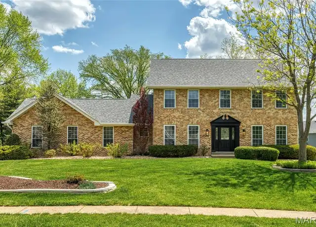 Property at 172 Log Hill Ln, Ballwin, MO, 63011, 3 beds, 2.5 baths, [object Object]