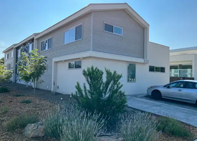 Property at 200 Cornell Dr SE, Albuquerque, NM, 87106, 1 bed, 1 bath, [object Object]