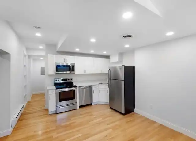 Property at 397 Beacon St Unit BF, Boston, MA, 02116, 0 beds, 1 bath, [object Object]