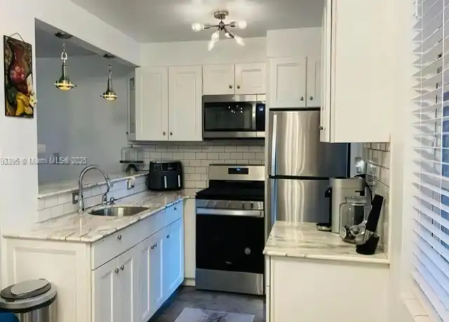 Property at 1698 Jefferson Ave, Miami Beach, FL, 33139, 1 bed, 1 bath, [object Object]