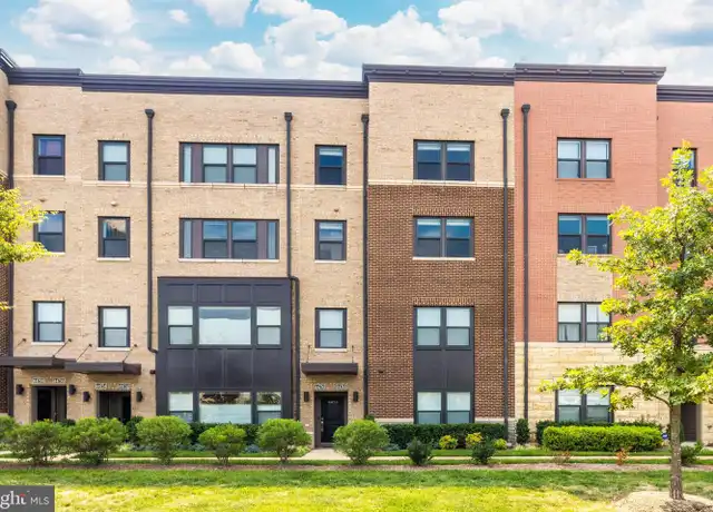 Property at 44750 Tiverton Sq, Ashburn, VA, 20147, 3 beds, 2.5 baths, [object Object]