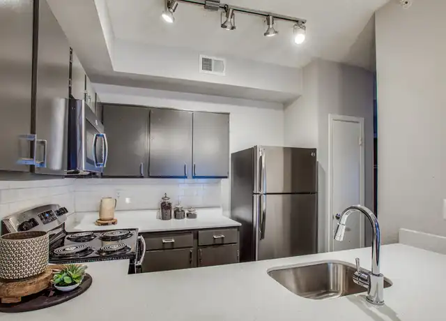 Property at 2124 Sterling Forest Dr Unit 2693, Arlington, TX, 76010, 1 bed, 1 bath, [object Object]