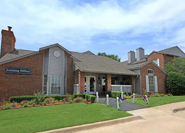 Property at The Boardwalk Apartments - 6400 NW Expressway, Oklahoma City, OK, 73132, 1-2 bed, 1-1.5 bath, [object Object]