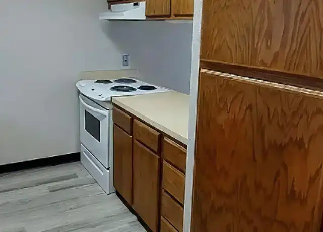 Property at 936 24th St Unit 8, Bellingham, WA, 98225, 3 beds, 1 bath, [object Object]