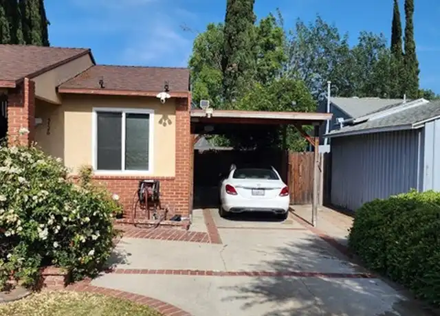 Property at 5724 Noble Ave, Sherman Oaks, CA, 91411, 2 beds, 2 baths, [object Object]